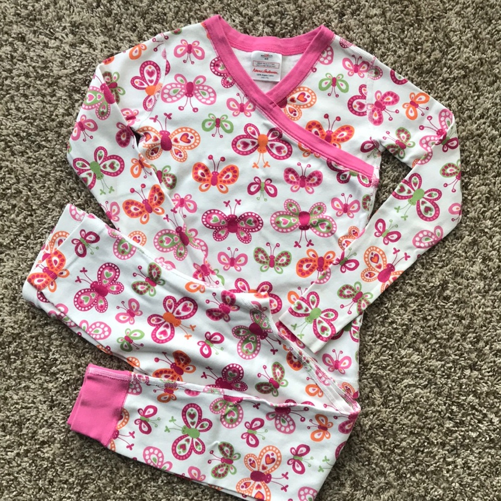 2-piece Pajama set by Hanna Andersson Size 8/130